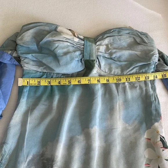 Farm long dress 100% silk - minor flaws (see pictures) - Picture 9 of 16